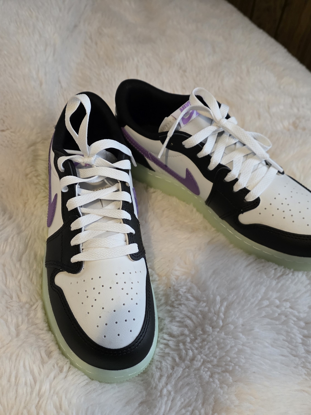 Nike Kids Sneakers White Black Purple with Glow Green Sole
